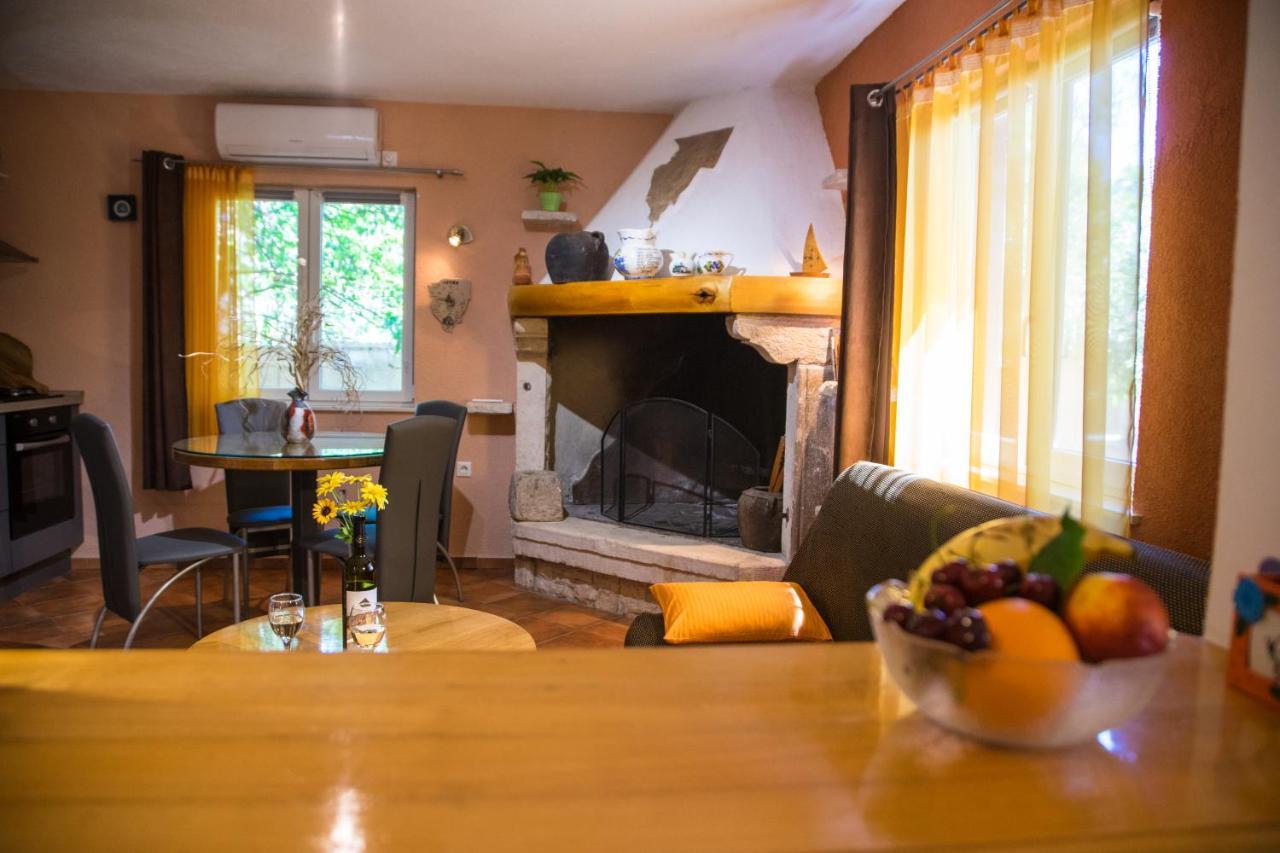 Apartmani M&C Fažana Extérieur photo